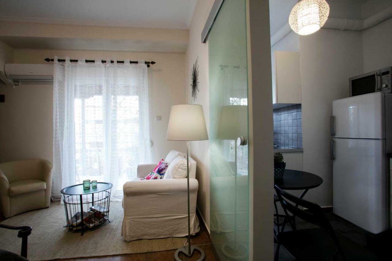 Romantic And Cosy Apartment アテネ エクステリア 写真